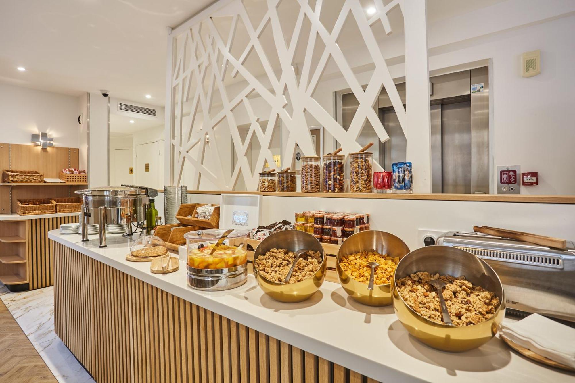 Hotel Gabriel Issy Paris Kültér fotó